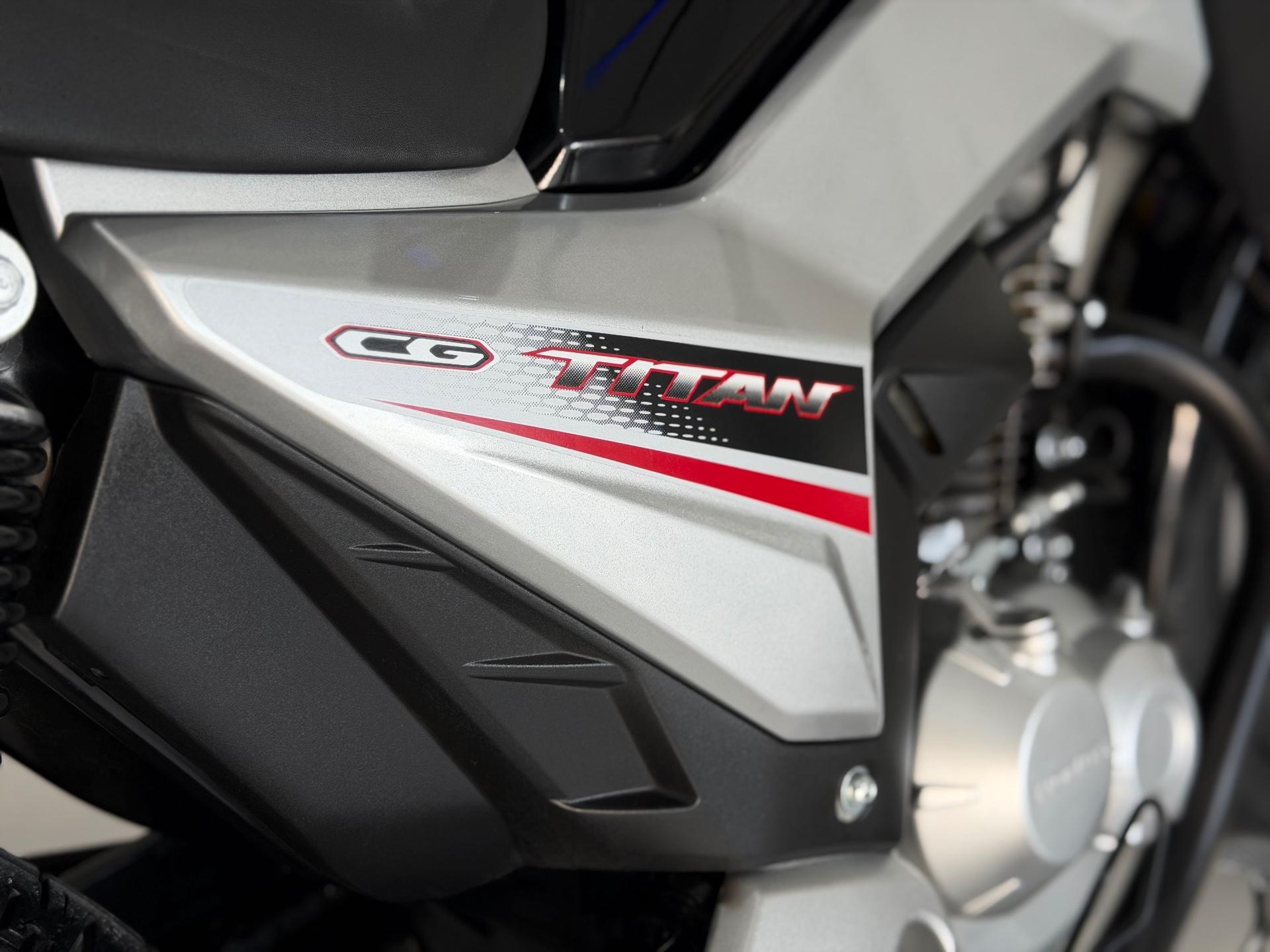 Foto numero 8 do veiculo Honda CG-160 TITAN FLEXONE/Ed.Especial 40 Anos - Preta - 2016/2016