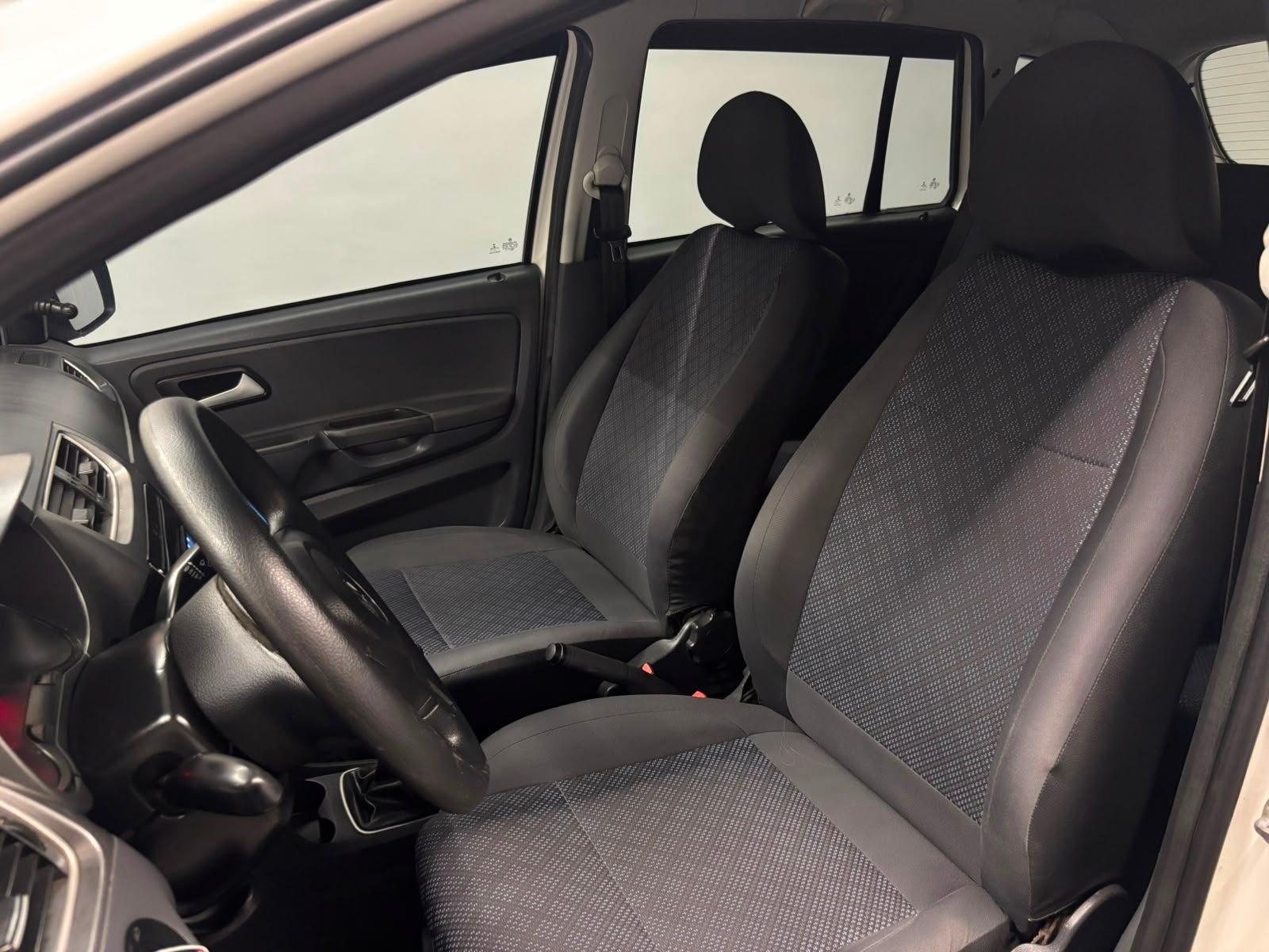 Volkswagen SpaceFox W/ PAT MA 2014
