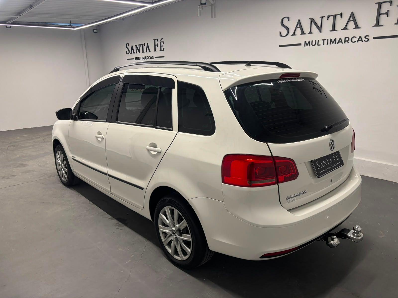 Volkswagen SpaceFox W/ PAT MA 2014
