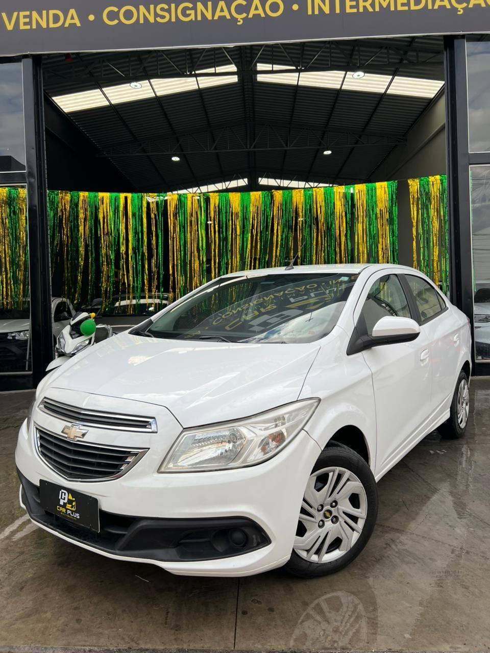 Foto numero 1 do veiculo Chevrolet Prisma Sed. LT 1.0 8V FlexPower 4p  - Branca - 2015/2016