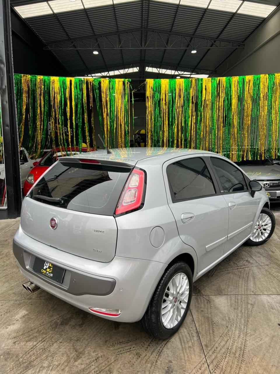 Foto numero 5 do veiculo Fiat Punto ESSENCE 1.6 Flex 16V 5p - Cinza - 2014/2014