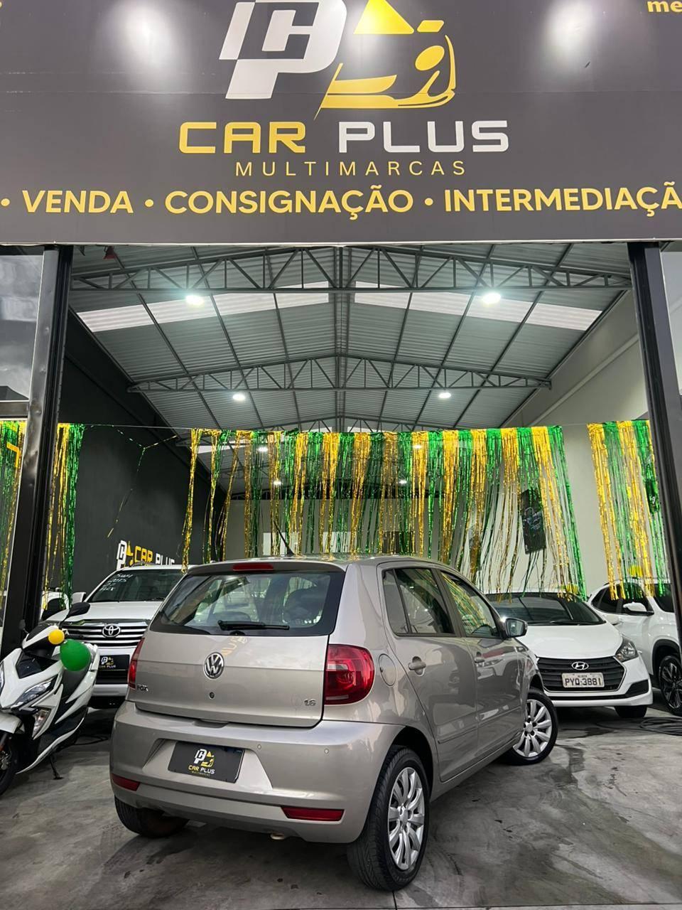 Foto numero 5 do veiculo Volkswagen Fox 1.6 Mi Total Flex 8V 5p  - Prata - 2013/2013
