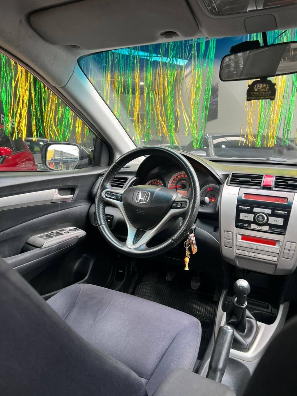 Foto numero 12 do veiculo Honda City Sedan EX 1.5 Flex 16V 4p Mec.  - Prata - 2010/2010
