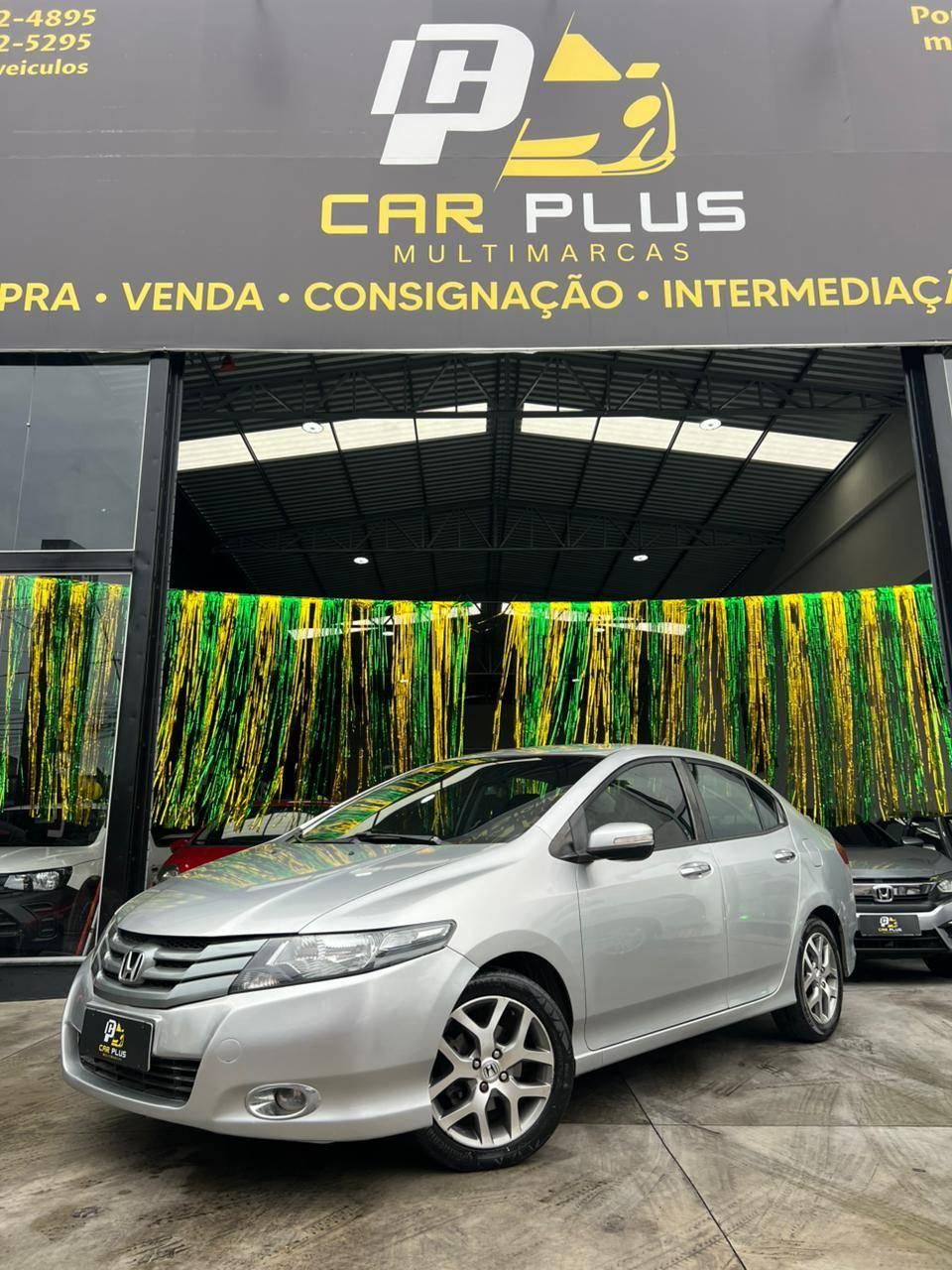 Foto numero 2 do veiculo Honda City Sedan EX 1.5 Flex 16V 4p Mec.  - Prata - 2010/2010