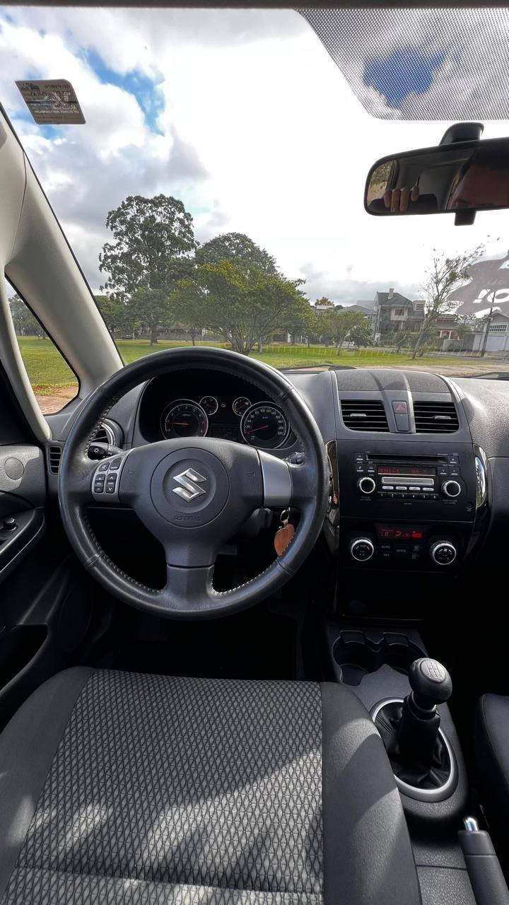 Foto numero 25 do veiculo Suzuki SX4 2.0 16V 145cv 4WD 5p Mec.  - Preta - 2012/2013