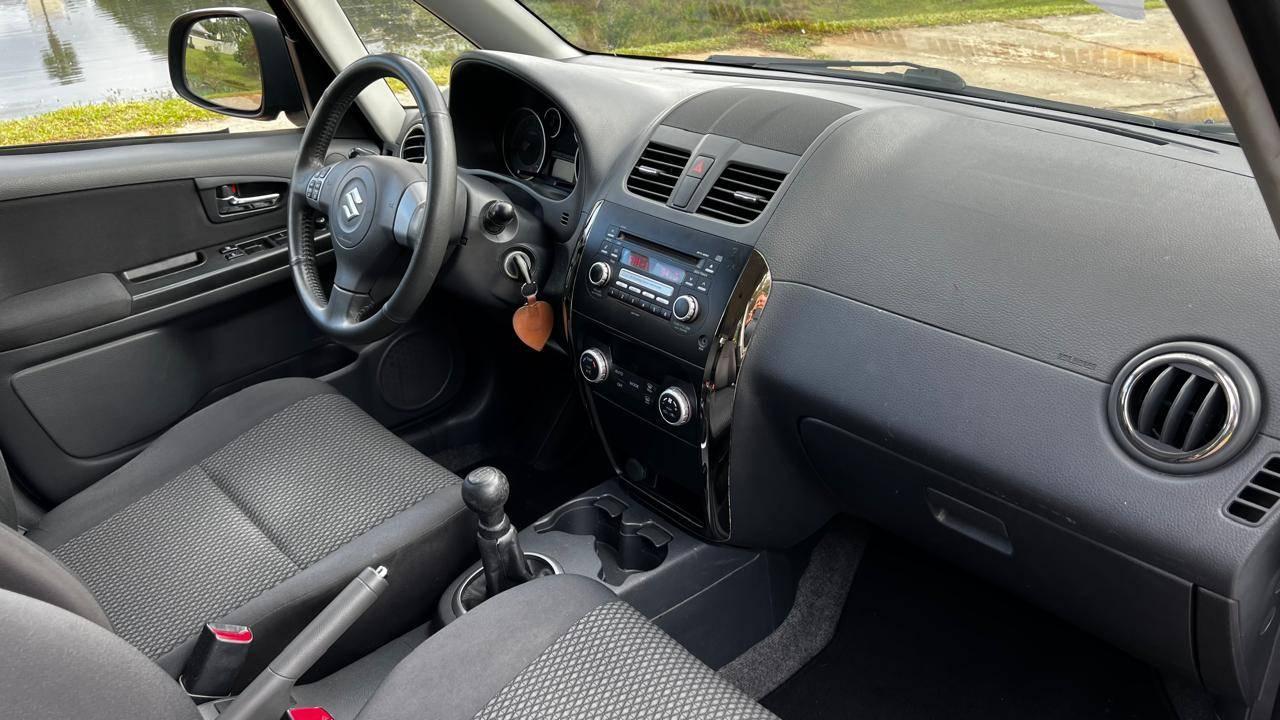 Foto numero 22 do veiculo Suzuki SX4 2.0 16V 145cv 4WD 5p Mec.  - Preta - 2012/2013