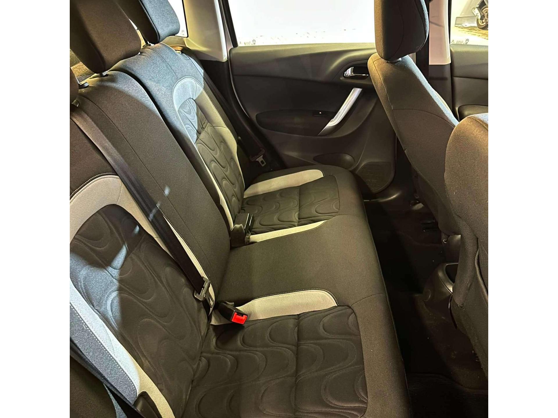 Foto numero 8 do veiculo Citroën C3 Tendance 1.5 Flex 8V 5p Mec. - Prata - 2013/2013