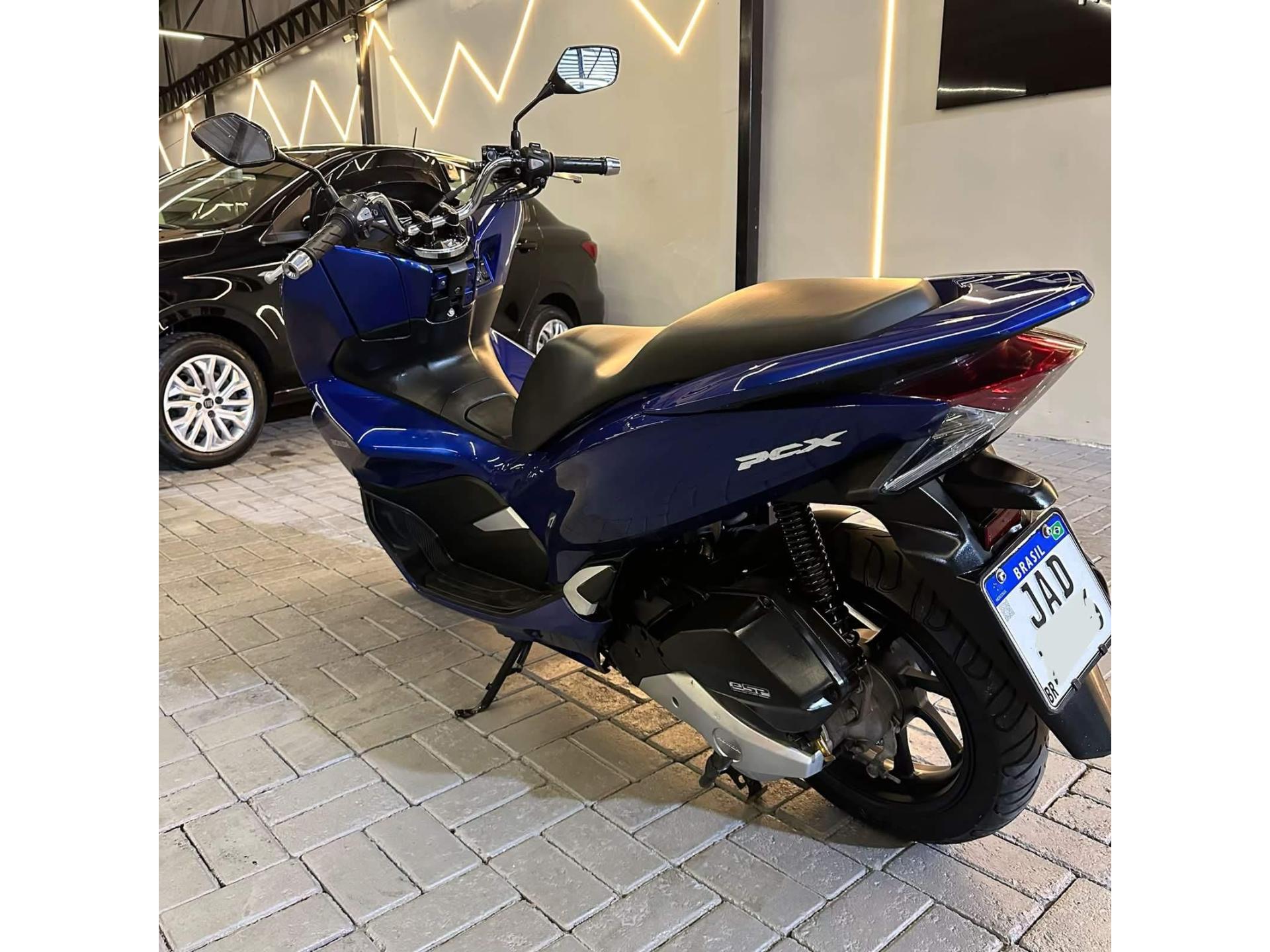 Foto numero 2 do veiculo Honda PCX 150 SPORT - Azul - 2019/2020