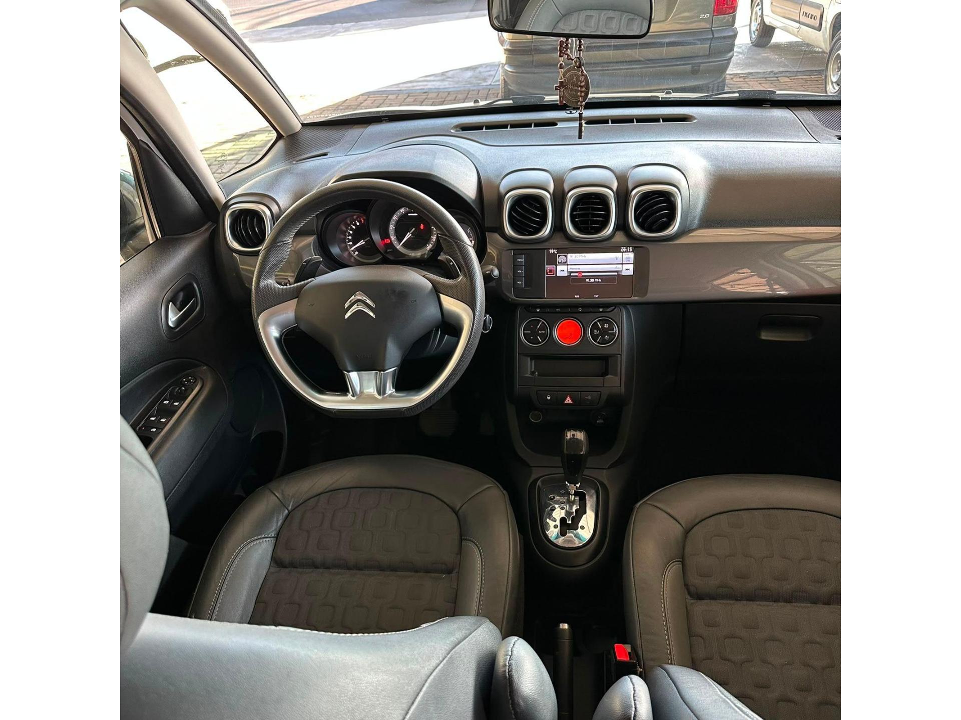 Foto numero 6 do veiculo Citroën AirCross 1.6 - Branca - 2016/2017