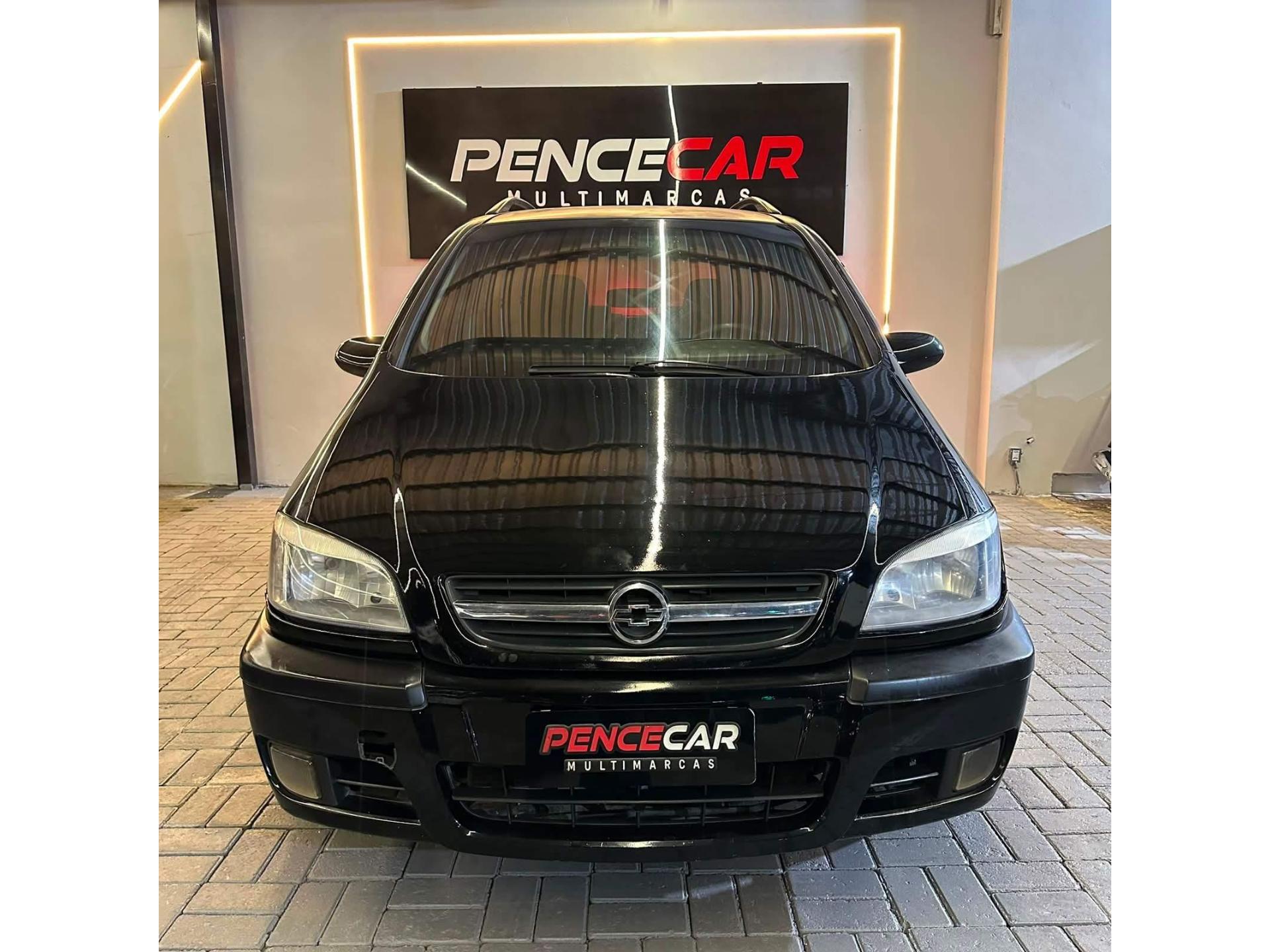 Foto numero 4 do veiculo Chevrolet Zafira Expres. 2.0 MPFI FlexPower 5p Aut  - Preta - 2011/2012