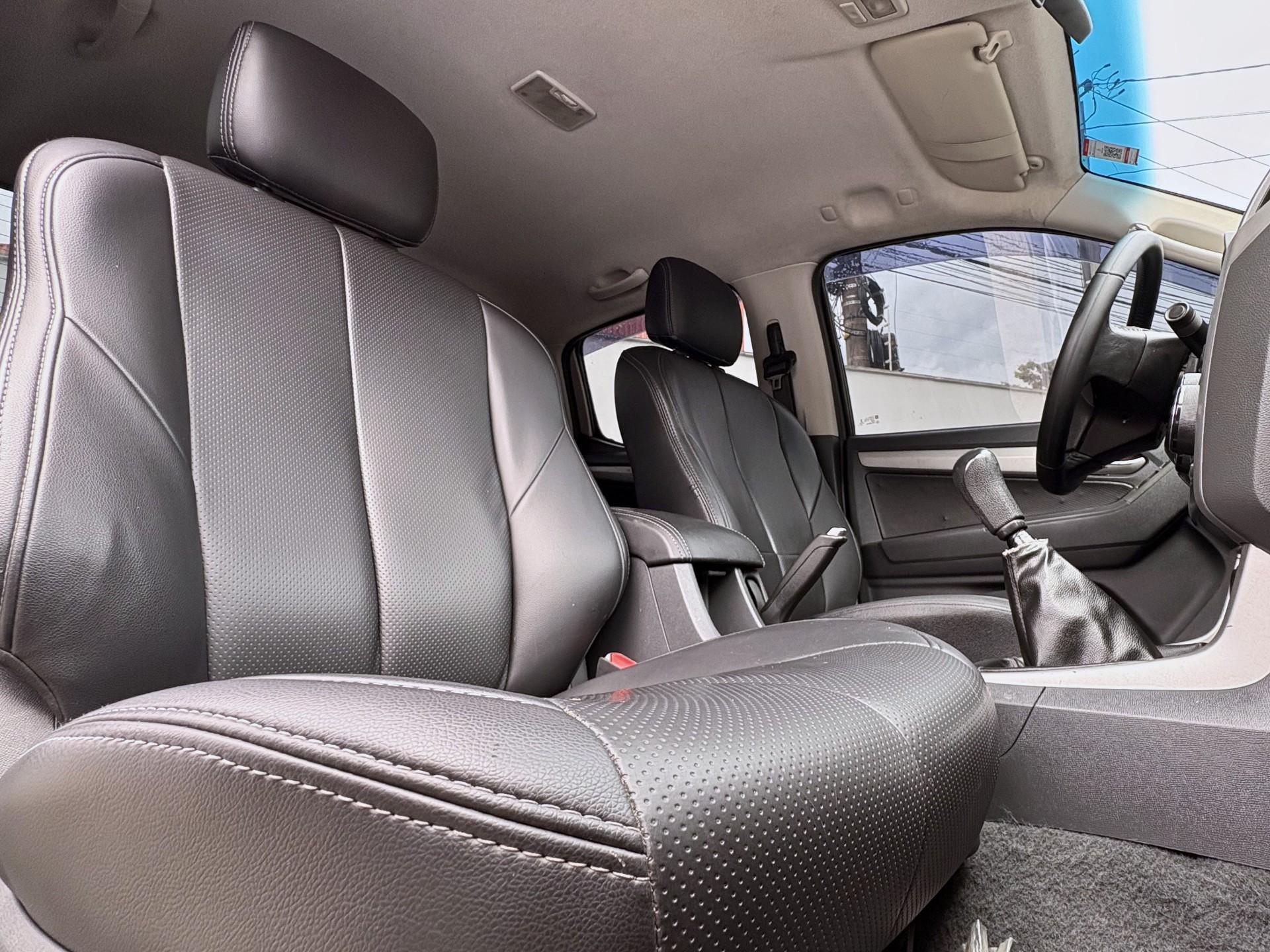 Chevrolet S-10 Pick-up LT 2.4 F.Power 4x2 CD 2013
