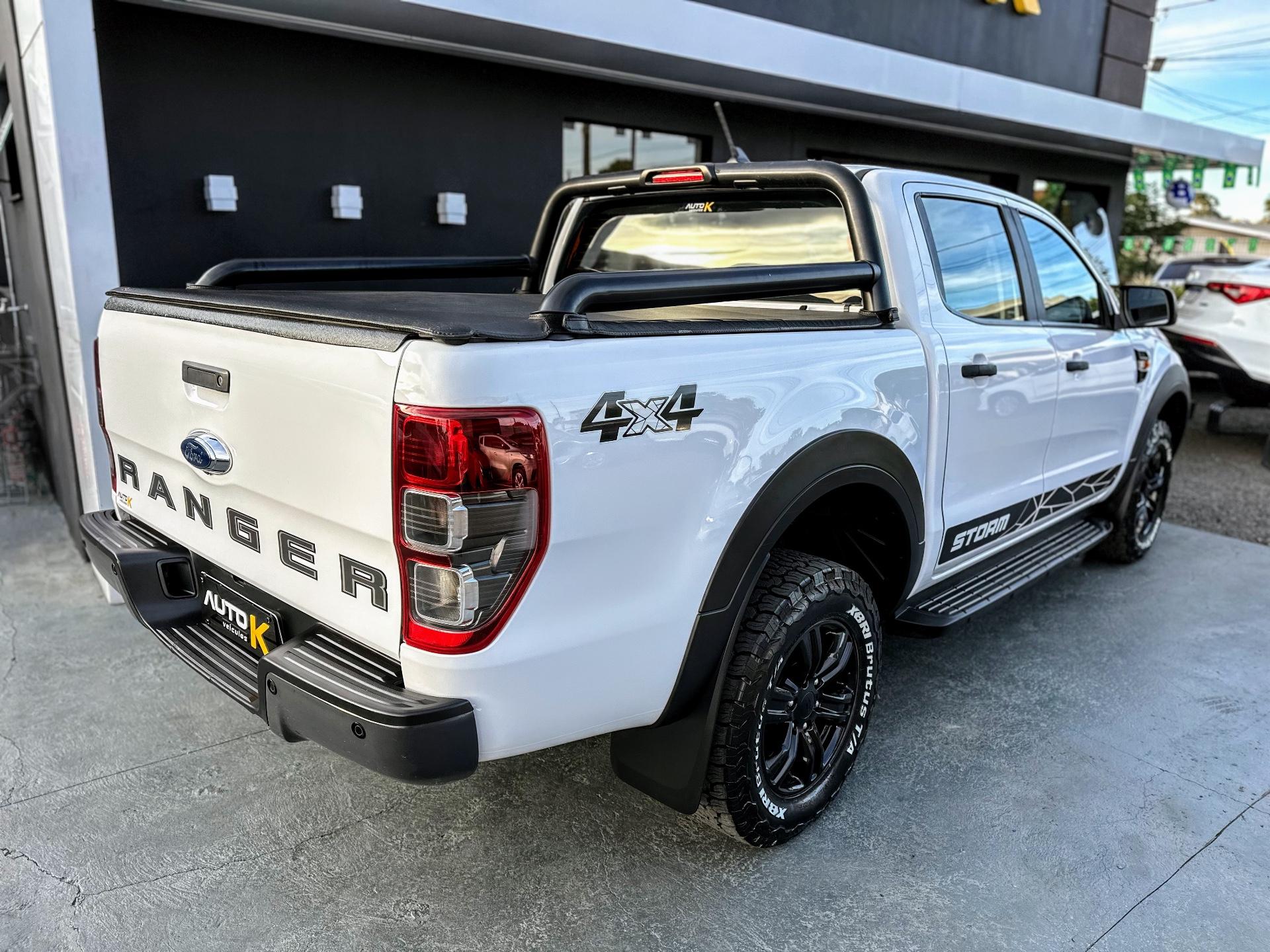 Foto numero 8 do veiculo Ford Ranger /  XLS4STMA32 - Branca - 2022/2023