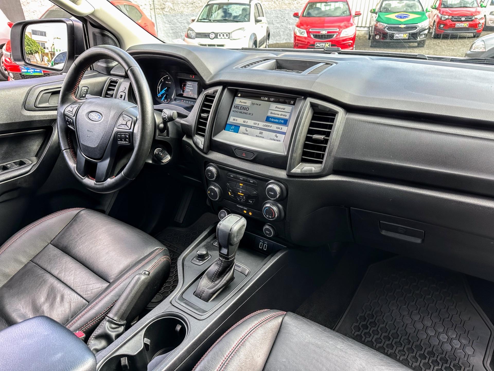 Foto numero 11 do veiculo Ford Ranger /  XLS4STMA32 - Branca - 2022/2023