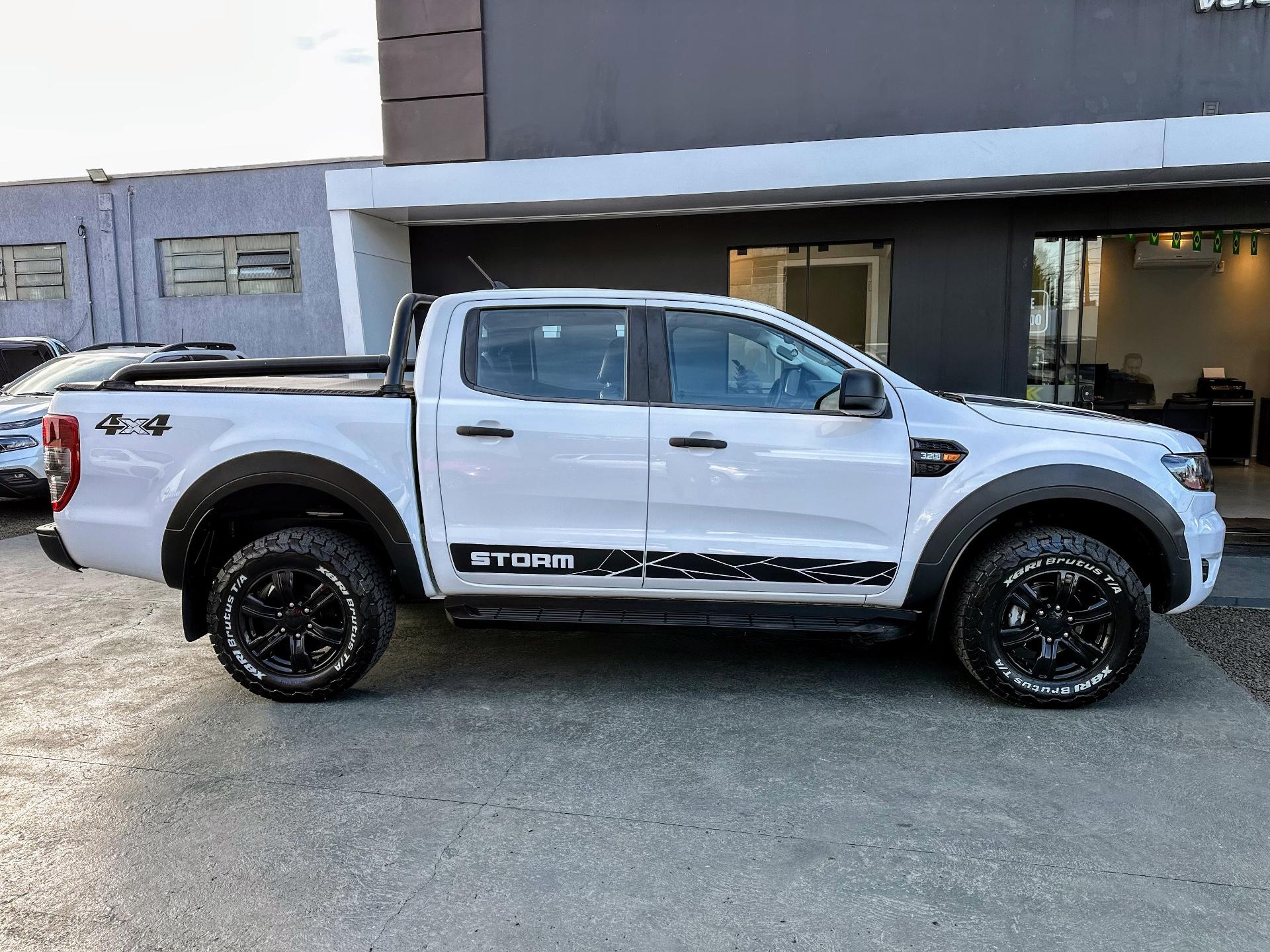Foto numero 4 do veiculo Ford Ranger /  XLS4STMA32 - Branca - 2022/2023