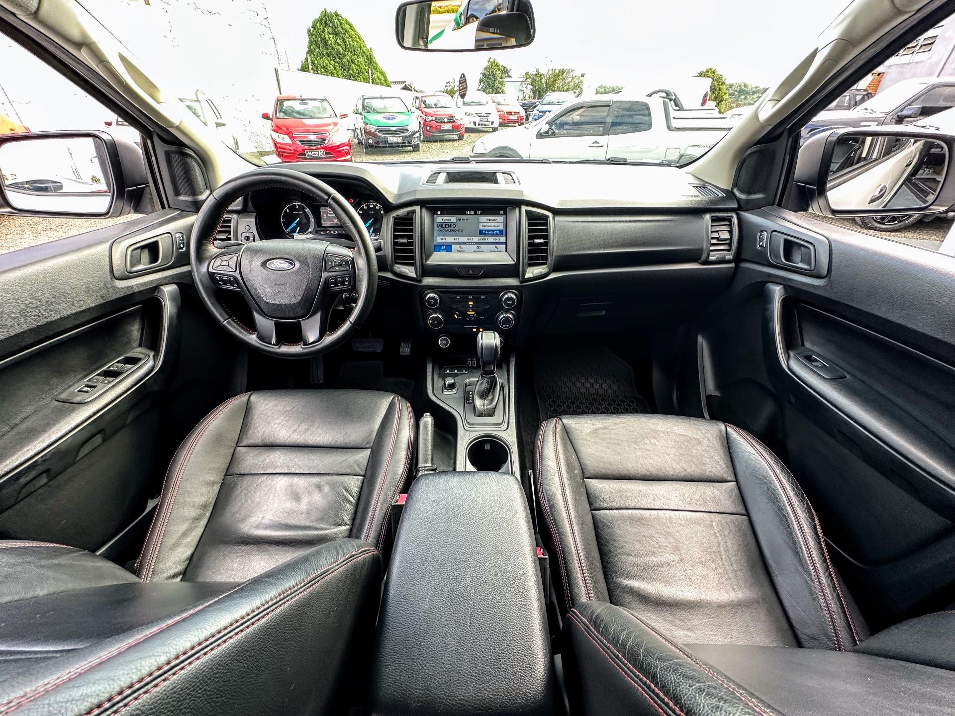Foto numero 9 do veiculo Ford Ranger /  XLS4STMA32 - Branca - 2022/2023