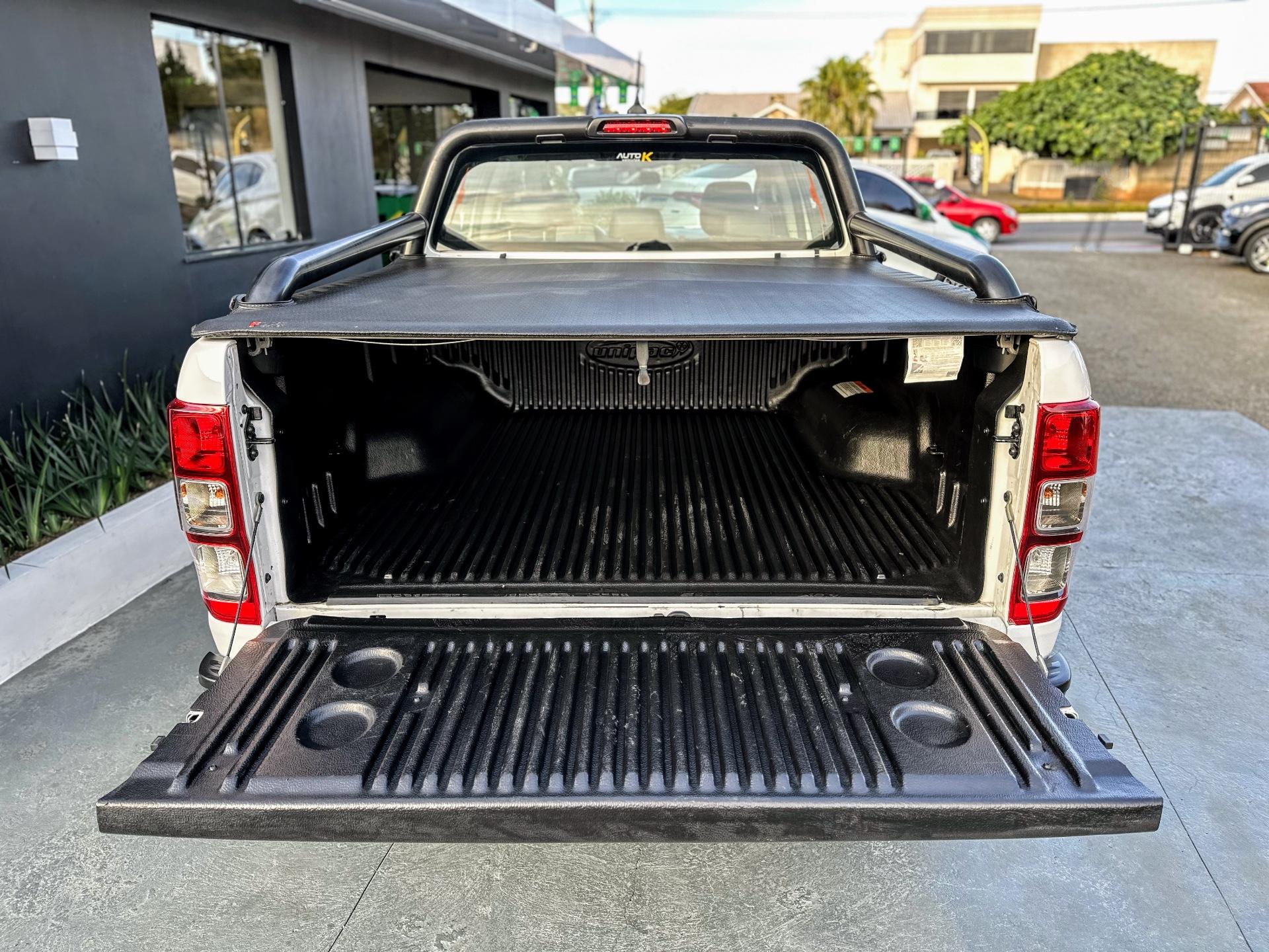 Foto numero 14 do veiculo Ford Ranger /  XLS4STMA32 - Branca - 2022/2023