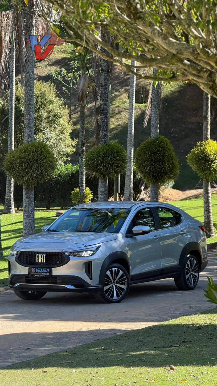 Foto numero 3 do veiculo Fiat Fastback Audace 1.0 200 T. Flex Aut - Prata - 2023/2023