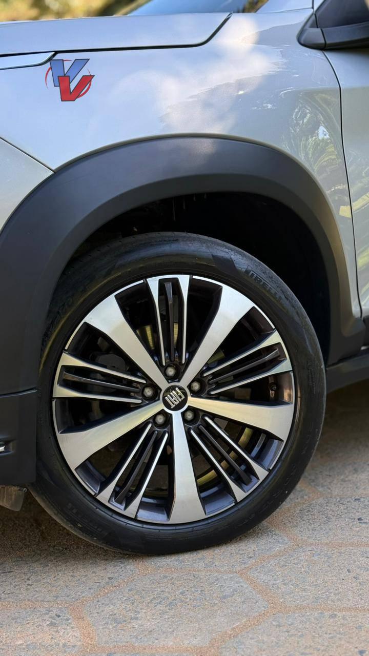 Foto numero 2 do veiculo Fiat Fastback Audace 1.0 200 T. Flex Aut - Prata - 2023/2023