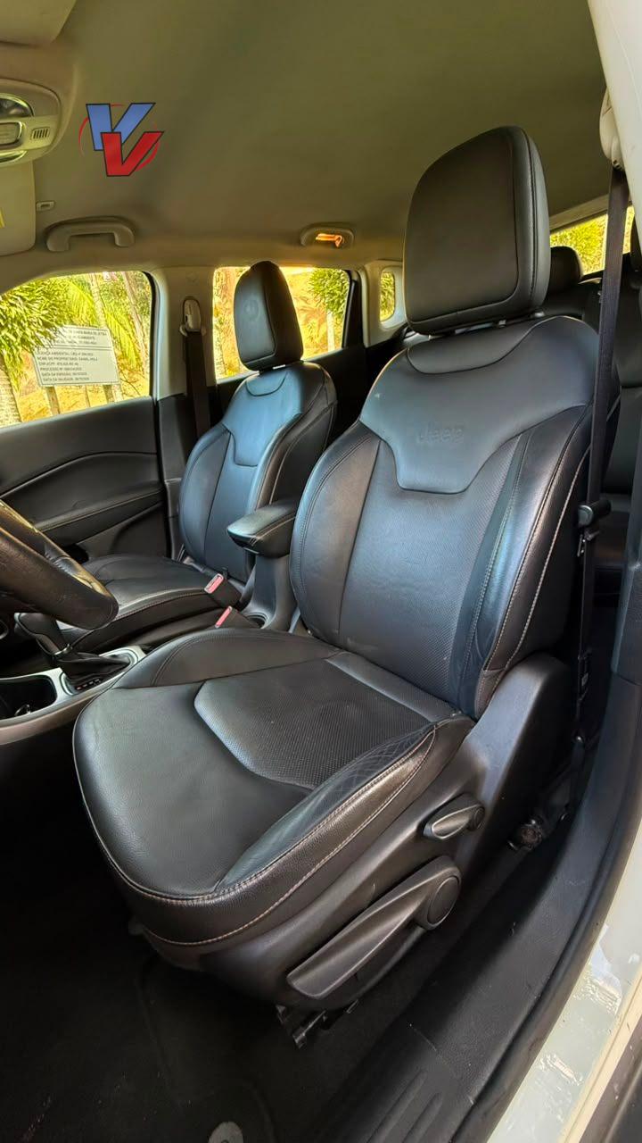 Foto numero 13 do veiculo Jeep Compass LONGITUDE 2.0 4x2 Flex 16V Aut.  - Branca - 2019/2019