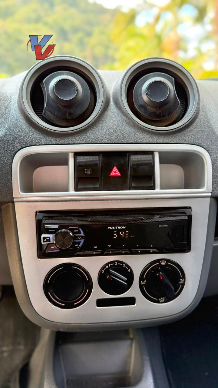 Foto numero 19 do veiculo Volkswagen Gol City (Trend)/Titan 1.0 T. Flex 8V 4p  - Vermelha - 2012/2013