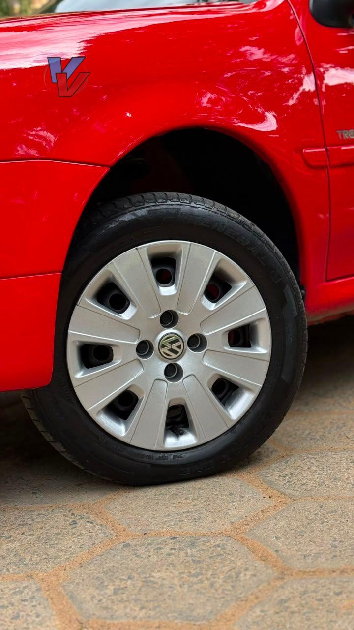 Foto numero 3 do veiculo Volkswagen Gol City (Trend)/Titan 1.0 T. Flex 8V 4p  - Vermelha - 2012/2013
