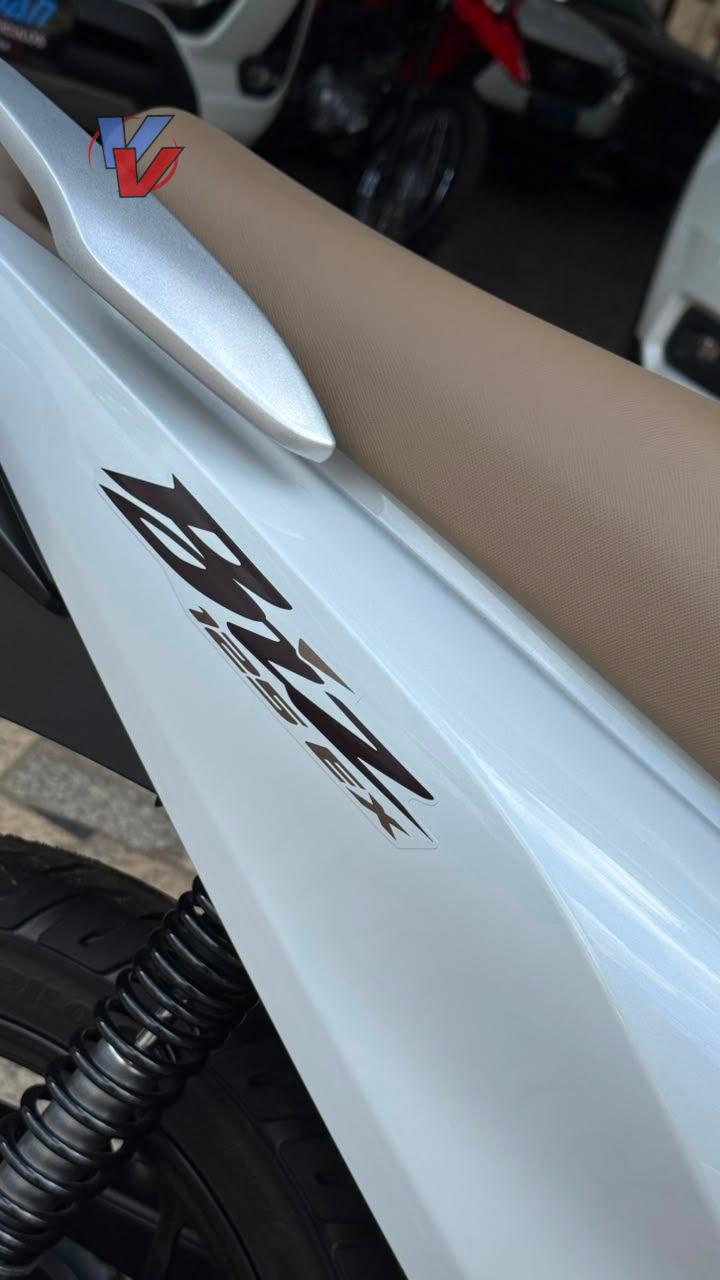 Foto numero 9 do veiculo Honda Biz 125 125 EX/ 125 EX FLEX - Branca - 2026/2026