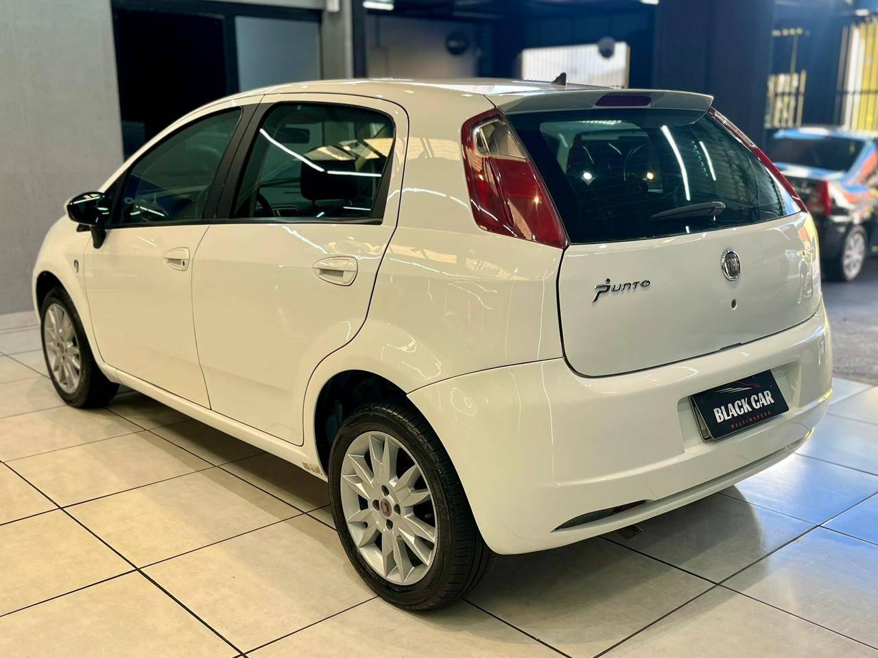 Foto numero 4 do veiculo Fiat Punto ATTRACTIVE 1.4 Fire Flex 8V 5p  - Branca - 2012/2012