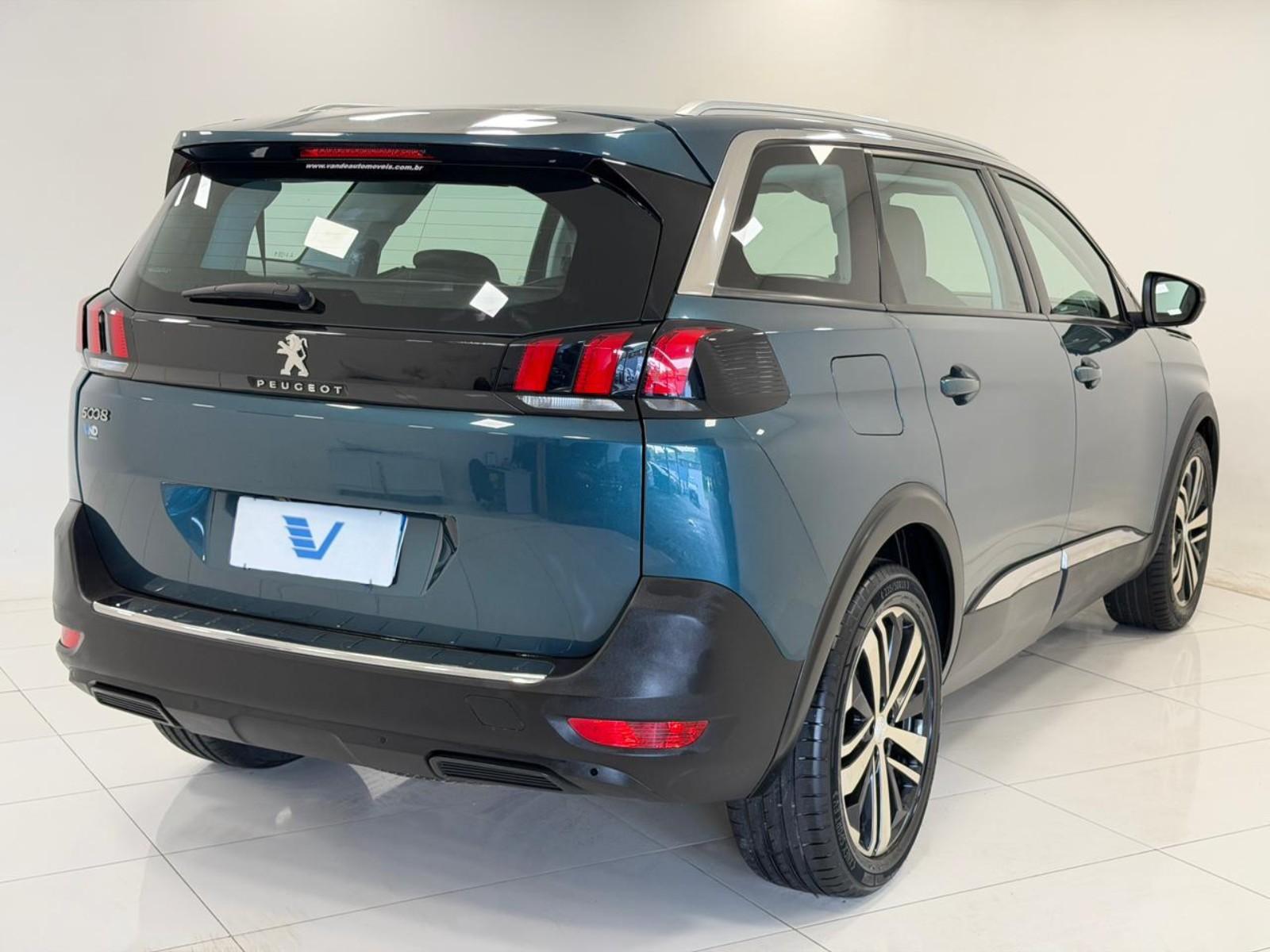Foto numero 2 do veiculo Peugeot 5008 Griffe Pack 1.6 Turbo Aut. - Azul - 2018/2019