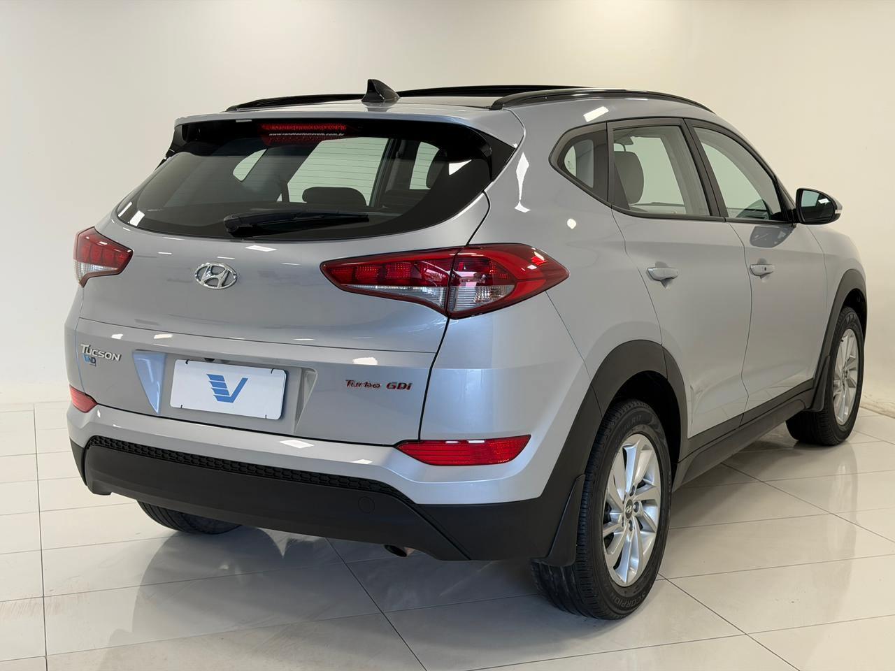 Foto numero 2 do veiculo Hyundai Tucson GLS 1.6 Turbo - Aut. - Prata - 2021/2022