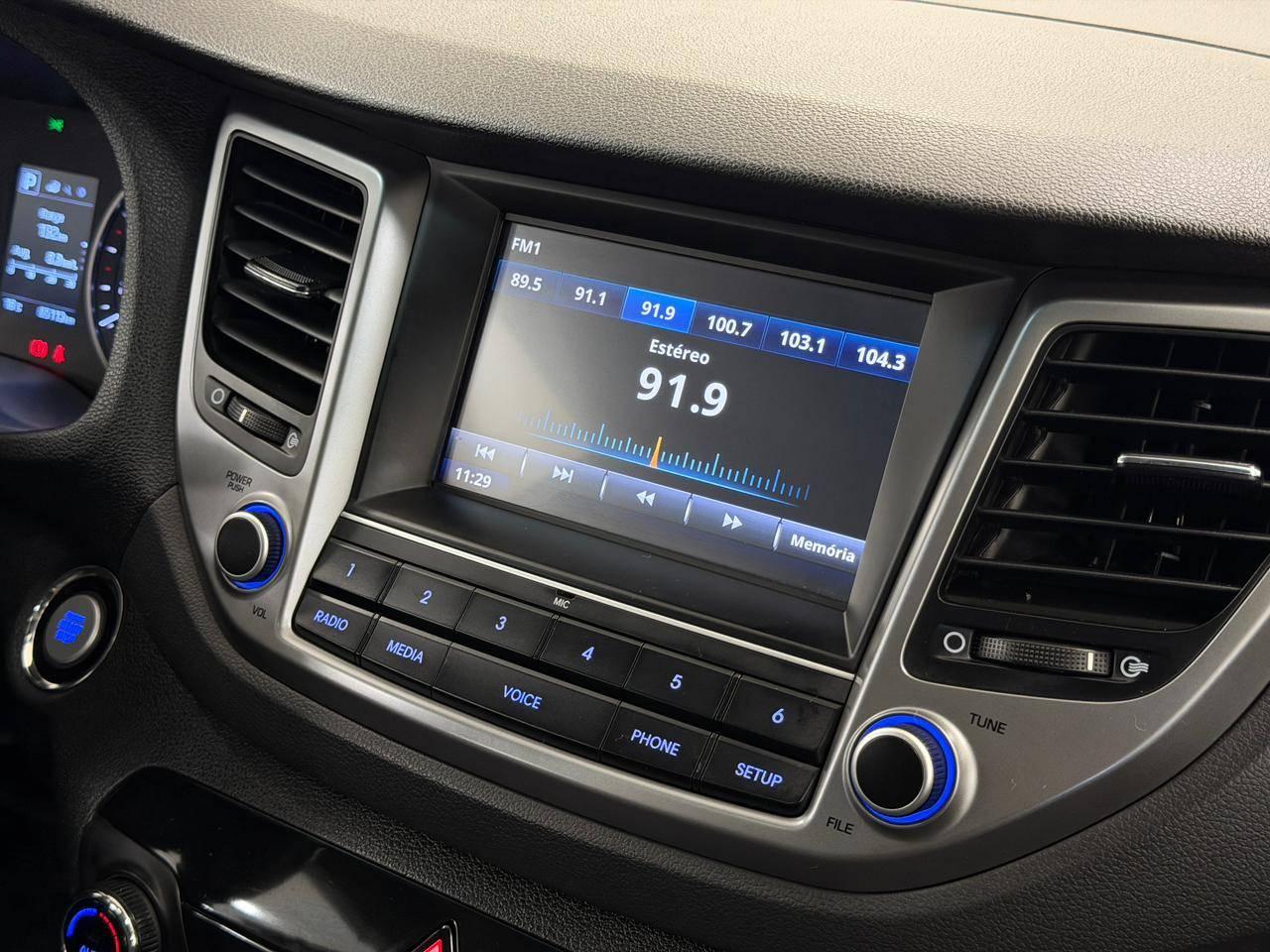 Foto numero 10 do veiculo Hyundai Tucson GLS 1.6 Turbo - Aut. - Prata - 2021/2022