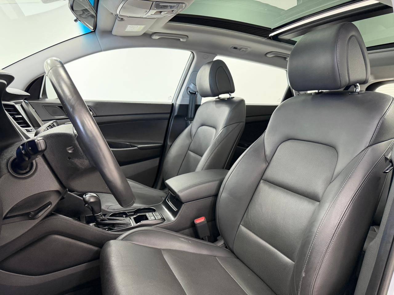 Foto numero 6 do veiculo Hyundai Tucson GLS 1.6 Turbo - Aut. - Prata - 2021/2022