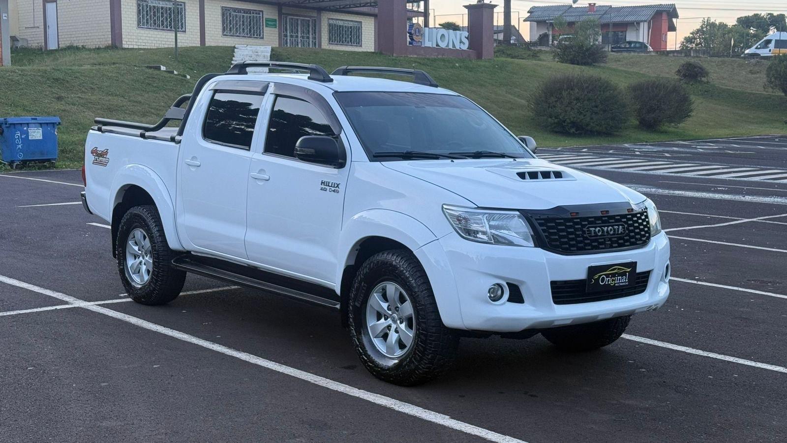 Toyota Hilux Cd Srv D4 D 4×4 3.0 TDI Dies - foto 3
