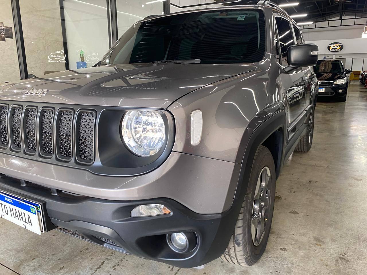 Foto numero 2 do veiculo Jeep Renegade 4x2 Flex 16V Aut.  - Cinza - 2020/2021