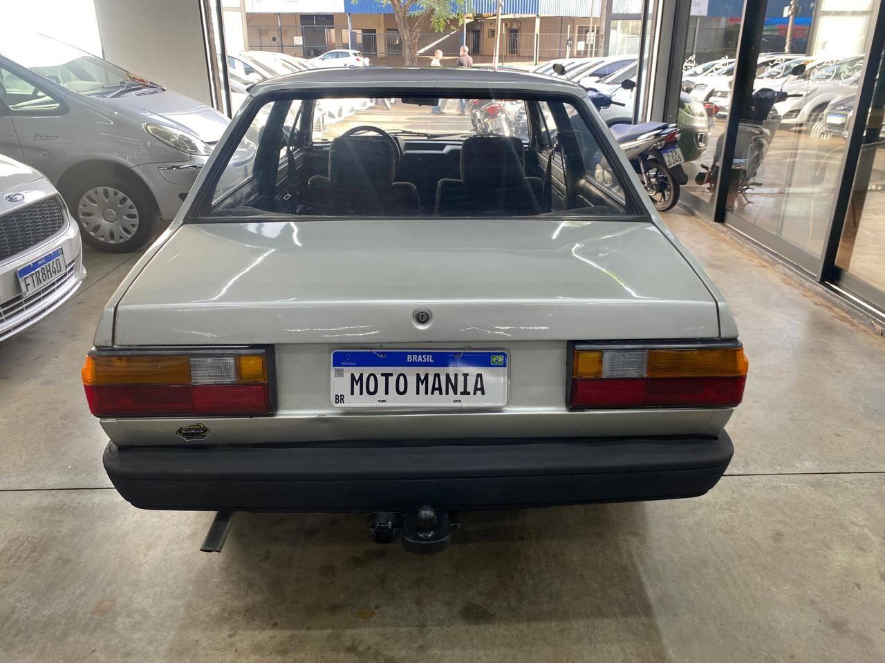 Foto numero 9 do veiculo Volkswagen Voyage C/CL/Fox 1.6  - Prata - 1994/1994