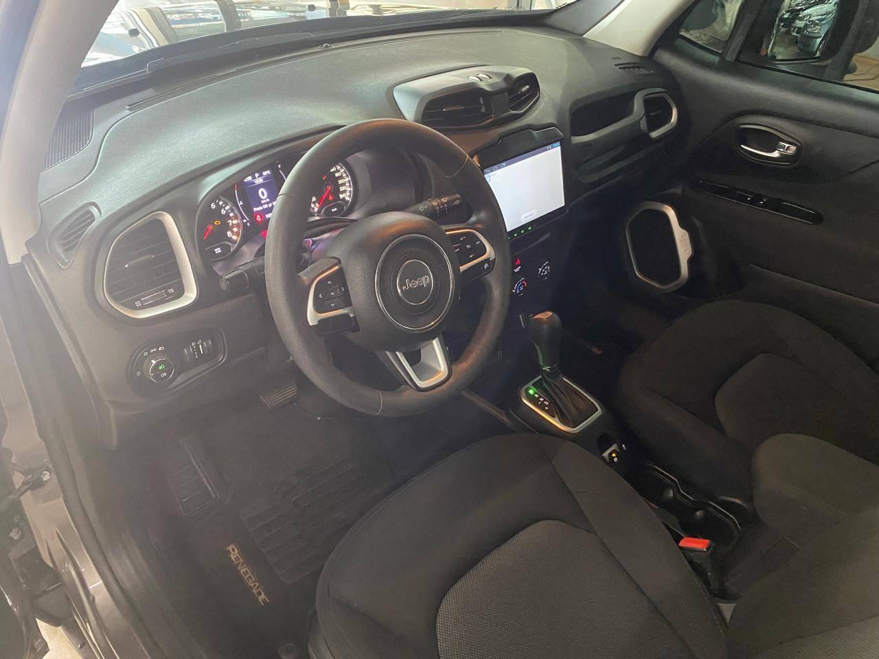 Foto numero 17 do veiculo Jeep Renegade 4x2 Flex 16V Aut.  - Cinza - 2020/2021
