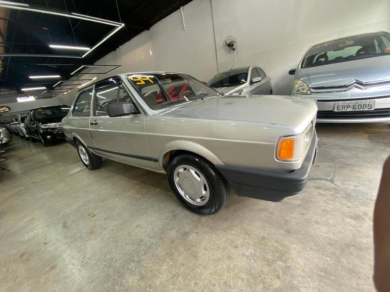 Foto numero 3 do veiculo Volkswagen Voyage C/CL/Fox 1.6  - Prata - 1994/1994