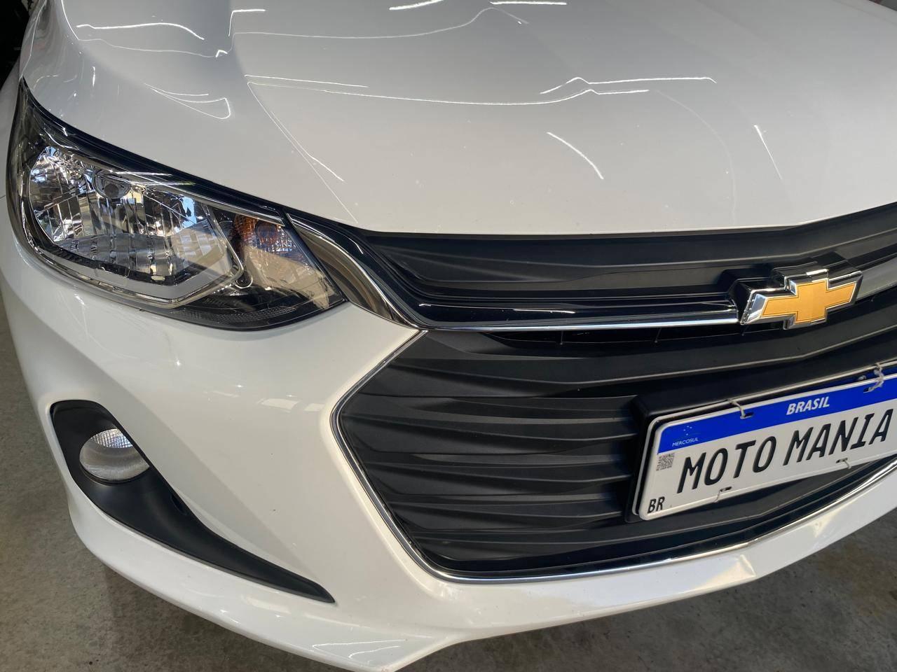 Foto numero 1 do veiculo Chevrolet Onix HEV/ 10MT LT2 - Branca - 2023/2024