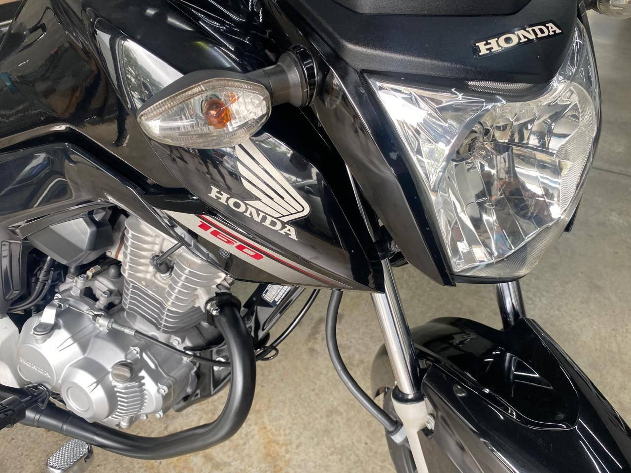 Foto numero 1 do veiculo Honda CG-160 FAN Flex  - Preta - 2017/2017