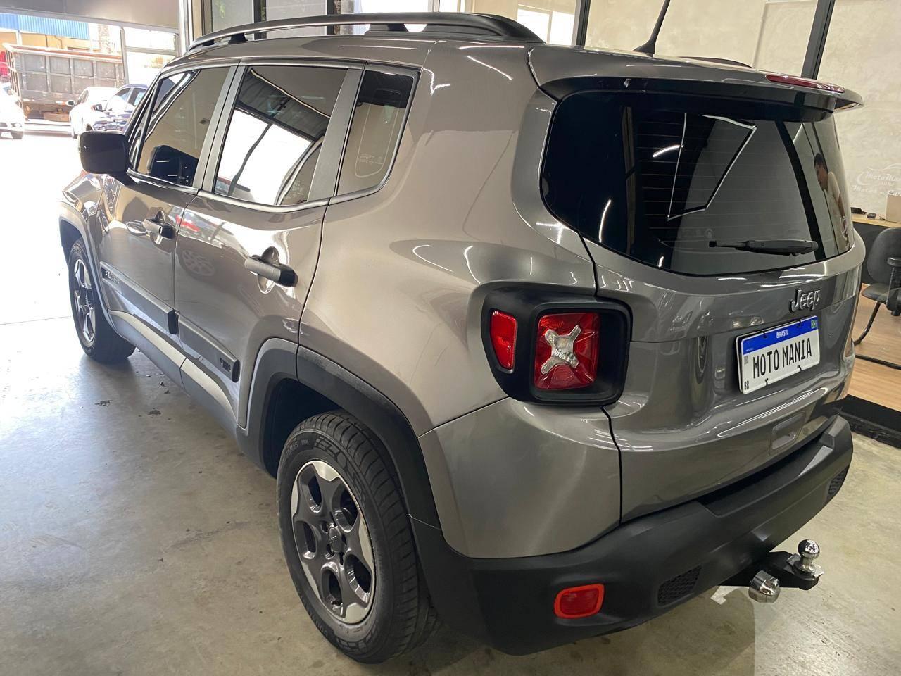 Foto numero 10 do veiculo Jeep Renegade 4x2 Flex 16V Aut.  - Cinza - 2020/2021