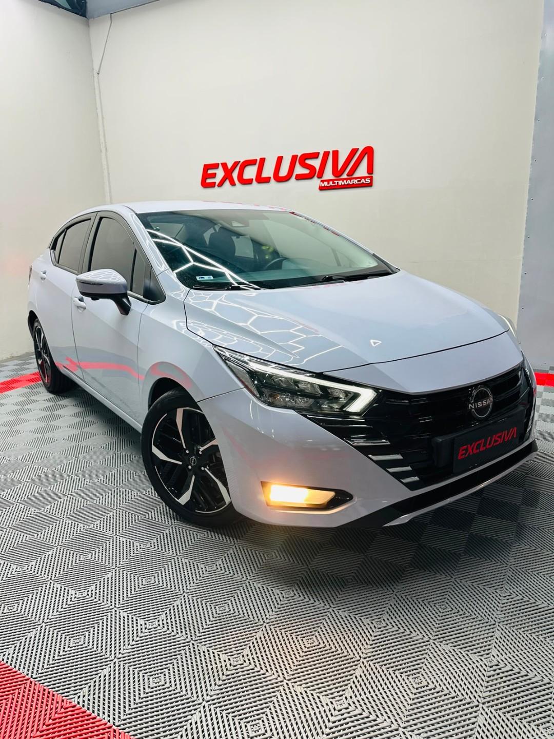 Foto numero 1 do veiculo Nissan Versa Exclusive 1.6 16V Flex Aut.  - Cinza - 2023/2024