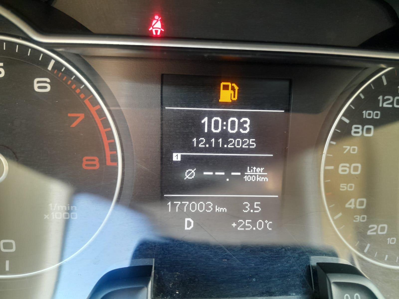 Foto numero 8 do veiculo Audi A4 2.0 16V TFSI 183/180cv Multitronic - Preta - 2014/2014