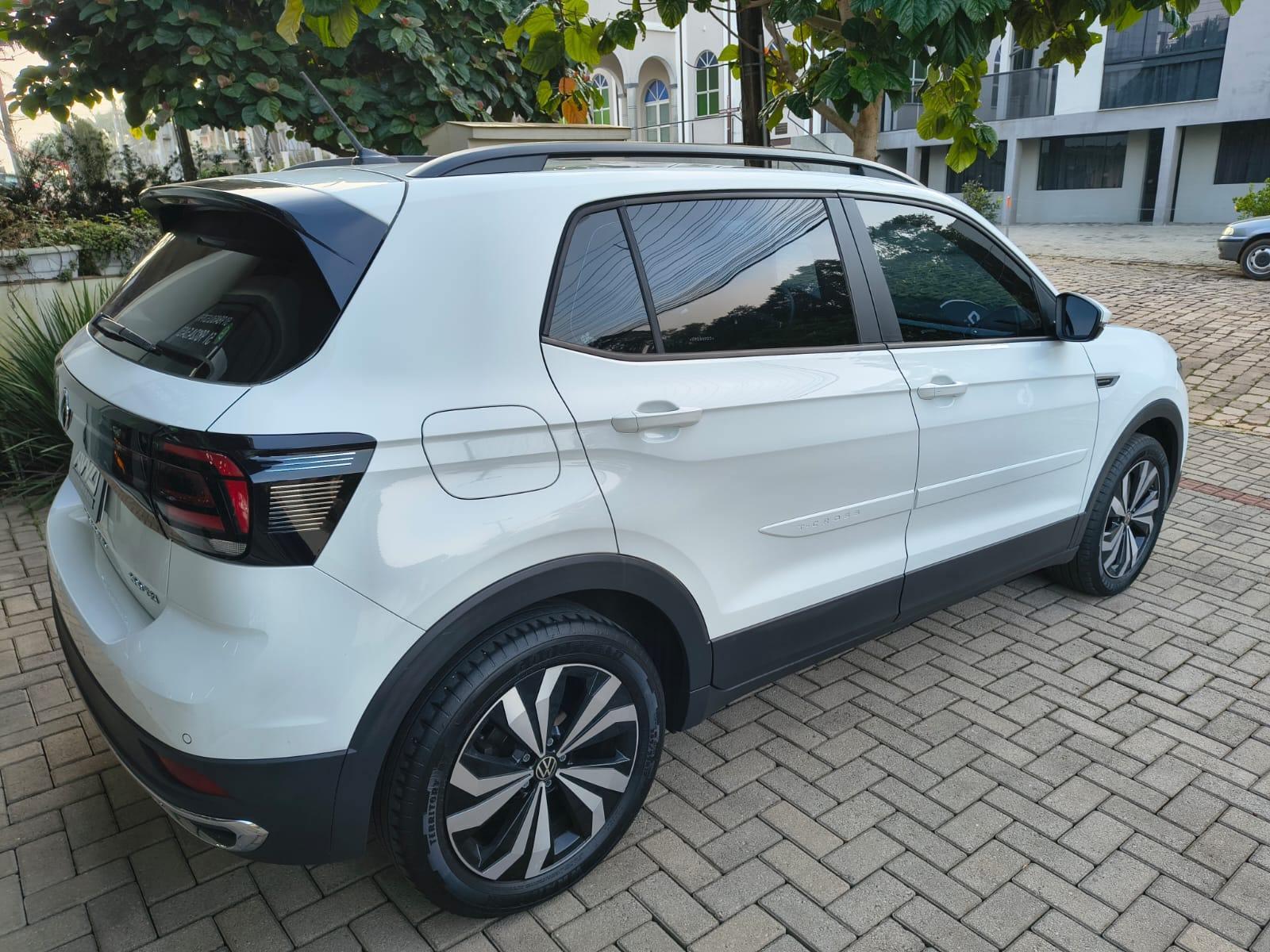 Foto numero 3 do veiculo Volkswagen T-Cross Comfor. 200 TSI 1.0 Flex 5p Aut.  - Branca - 2024/2024