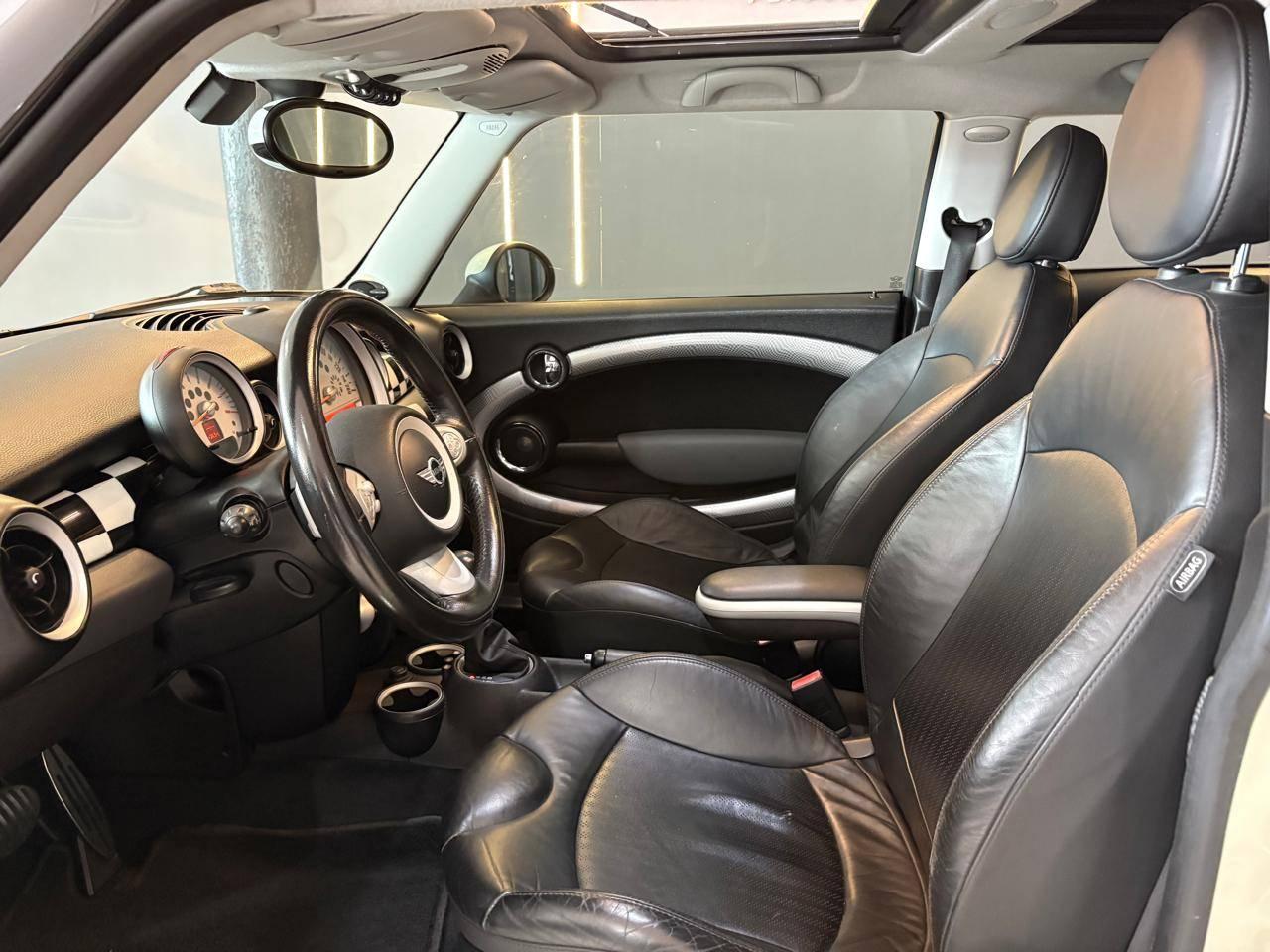 Foto numero 8 do veiculo Mini Cooper S 1.6 Aut.  - Branca - 2009/2010