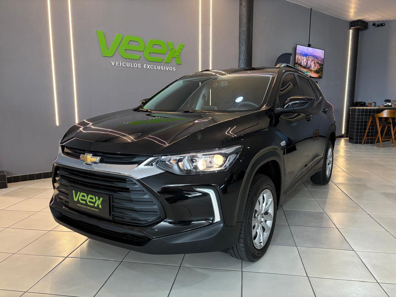 Foto numero 2 do veiculo Chevrolet Tracker 1.0 Turbo 12V Flex Aut.   - Preta - 2025/2025