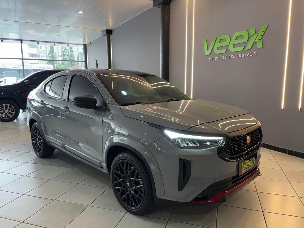 Foto numero 6 do veiculo Fiat Fastback Fastback ABARTH Turbo Flex 1.3 Aut. - Cinza - 2024/2025