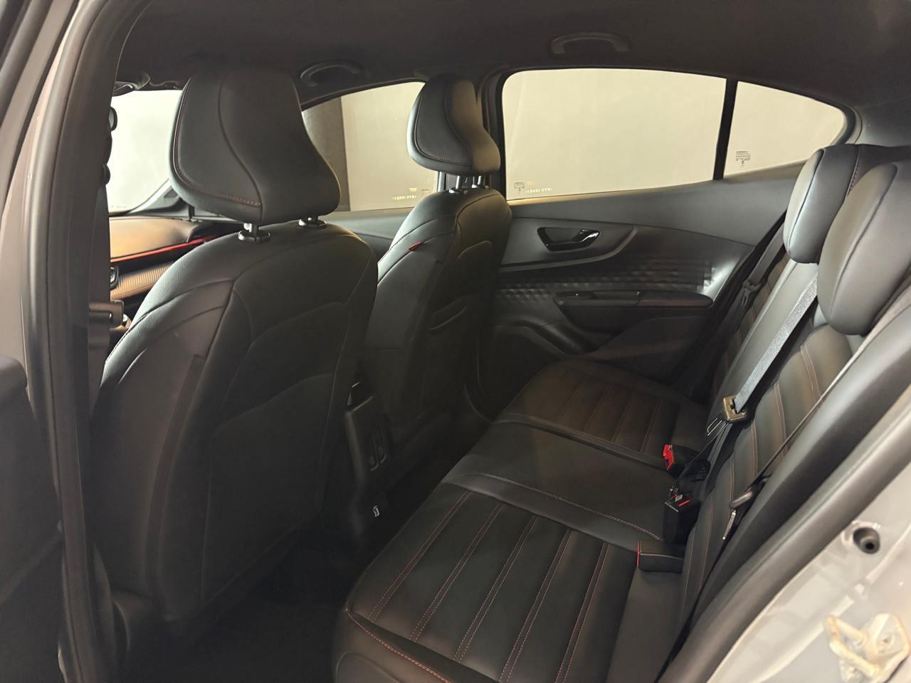 Foto numero 22 do veiculo Fiat Fastback Fastback ABARTH Turbo Flex 1.3 Aut. - Cinza - 2024/2025