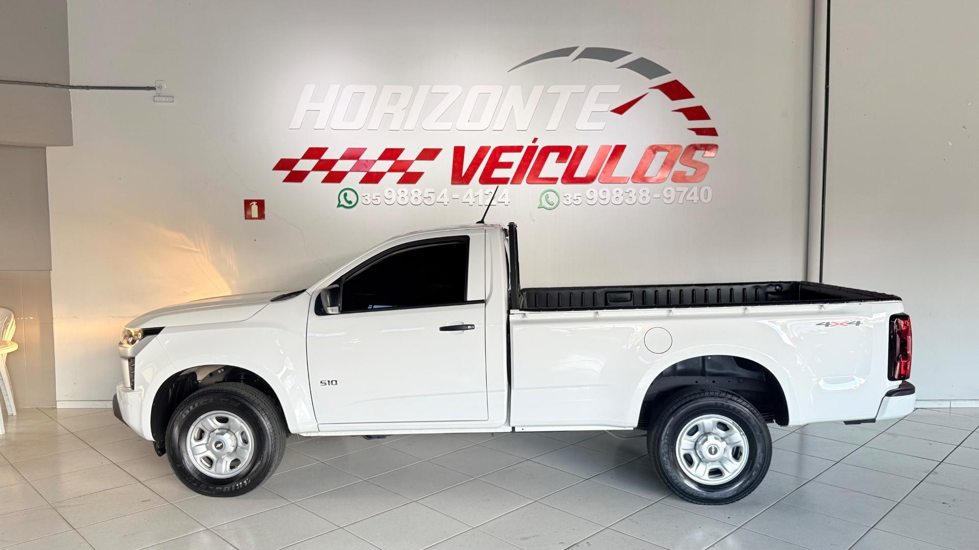 Foto numero 5 do veiculo Chevrolet S-10 Pick-up /S10 WT DS4 - Branca - 2025/2025
