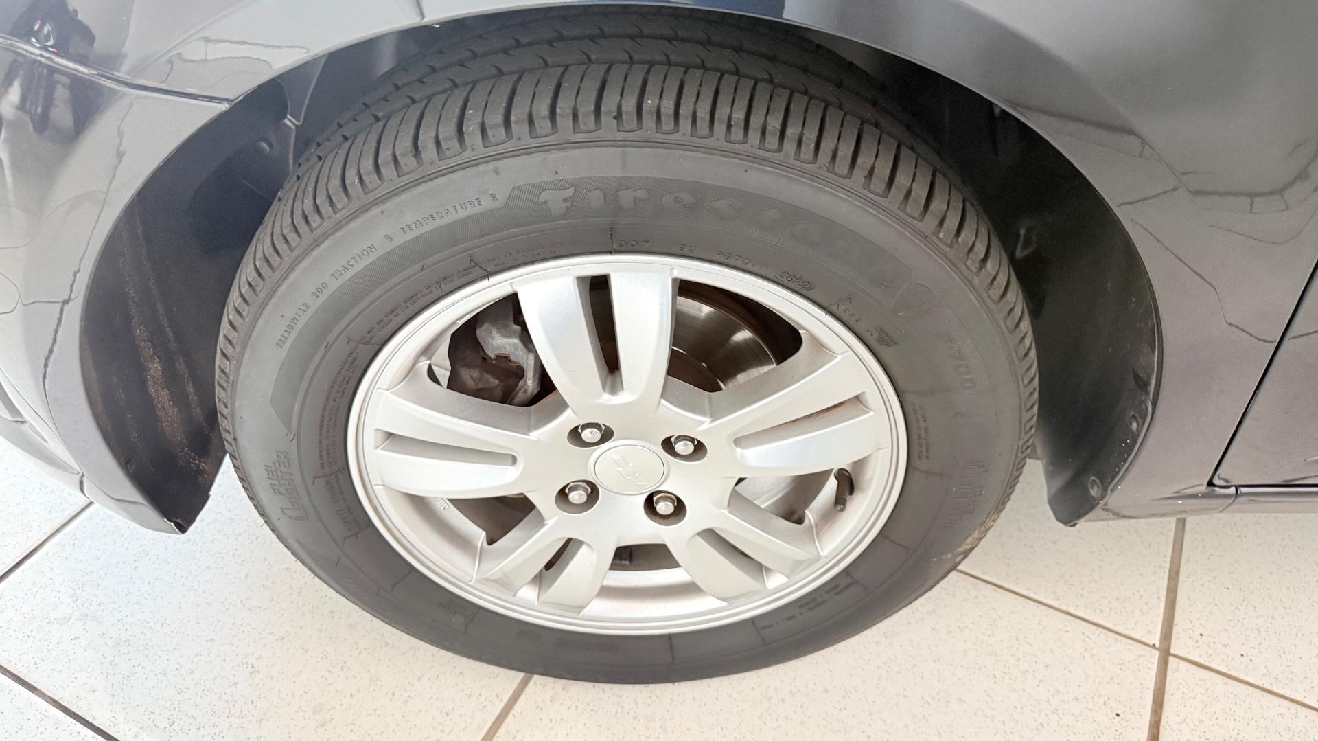 Foto numero 14 do veiculo Chevrolet Sonic HB LT 1.6 16V FlexPower 5p Aut.  - Preta - 2013/2014