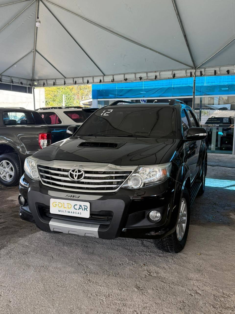 Foto numero 2 do veiculo Toyota Hilux SW4 SRV D4-D 4x4 3.0 TDI Dies. Aut  - Preta - 2011/2012