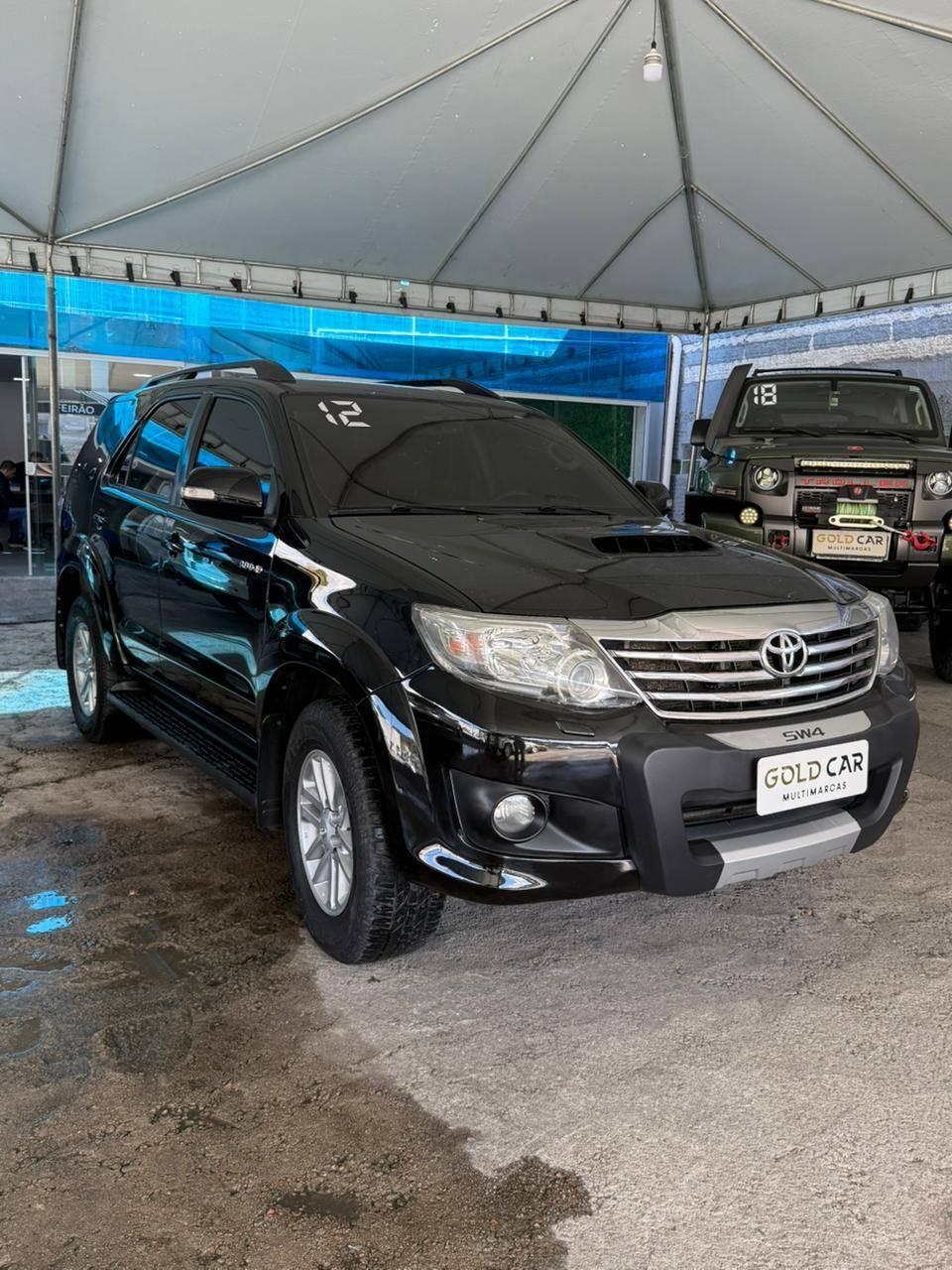 Foto numero 9 do veiculo Toyota Hilux SW4 SRV D4-D 4x4 3.0 TDI Dies. Aut  - Preta - 2011/2012